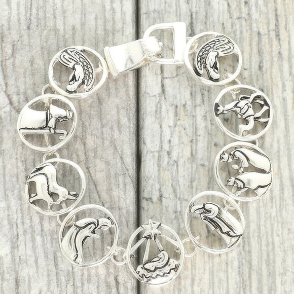Faith Nativity Theme Charm Link Magnetic Bracelet - Picture 1 of 2